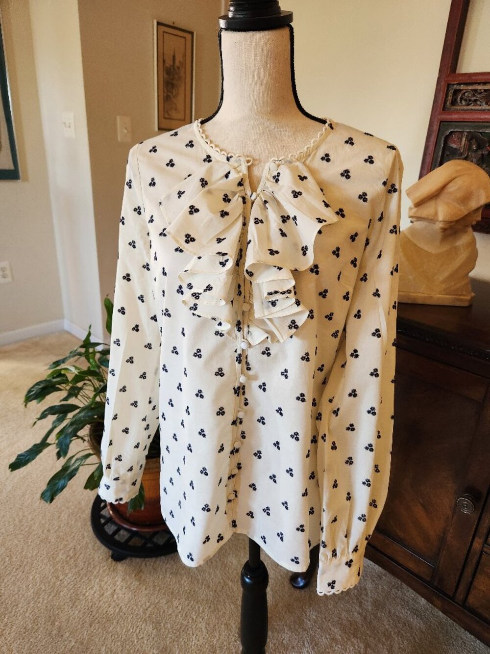Boden Floral Blouse Bow Front Ruffle Cream Navy Long Sleeve - Size 6 US